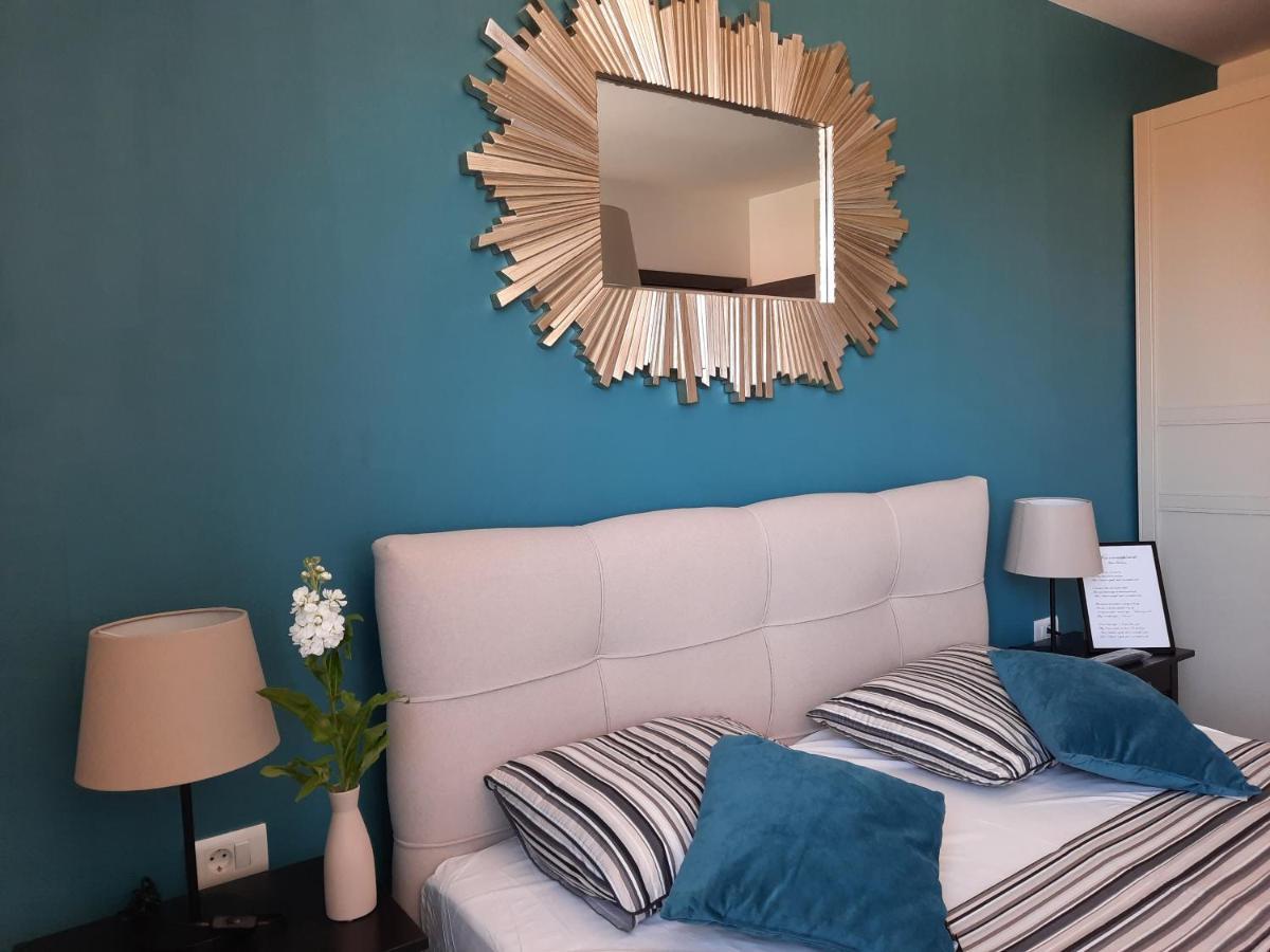 Enjoy Pula - New Apt With Terrace And Free Parking Garage Екстериор снимка